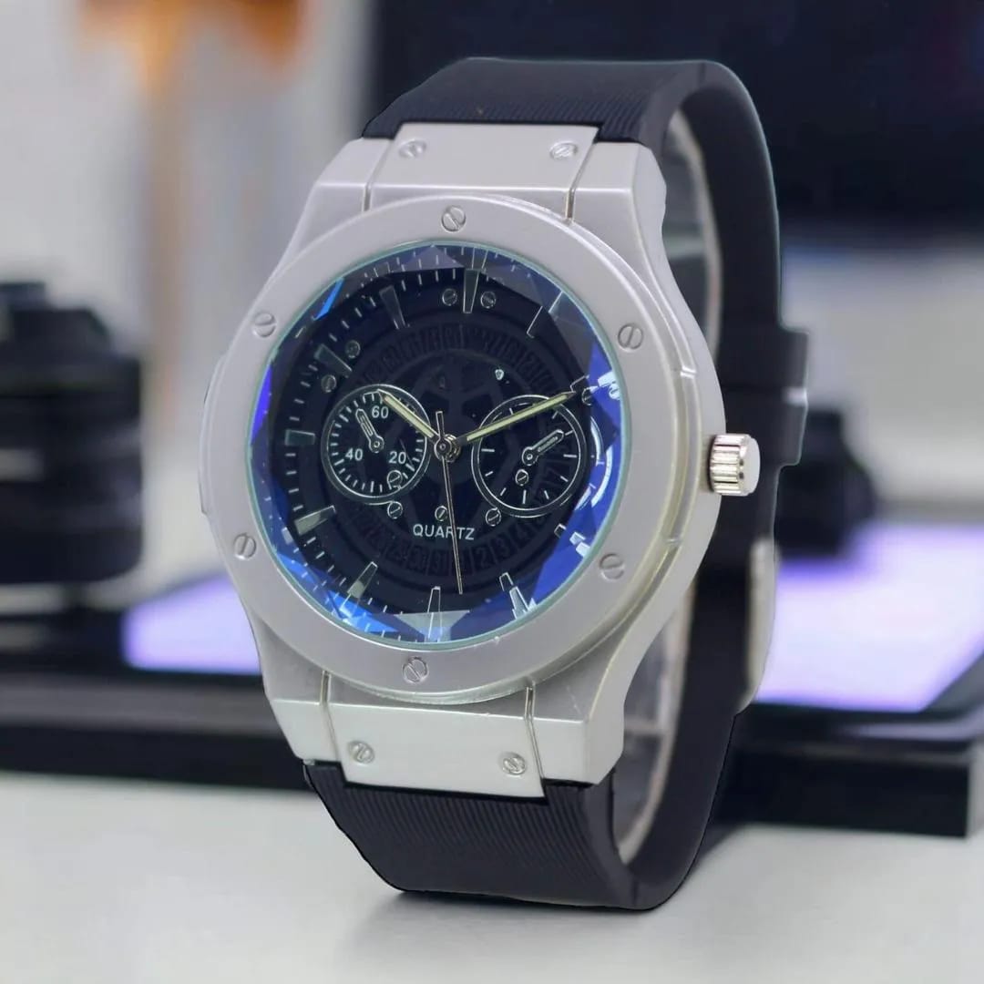 Men's Black Water Resistant Quartz Watch 8cm
